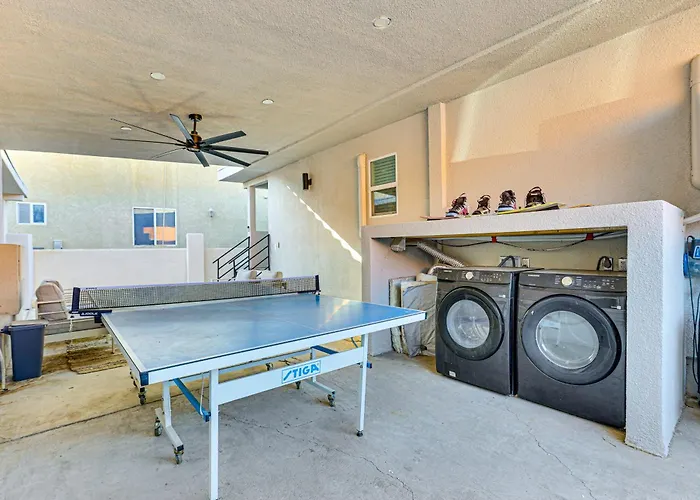 Multi-home Retreat On Colorado River W/ Boat Dock!
