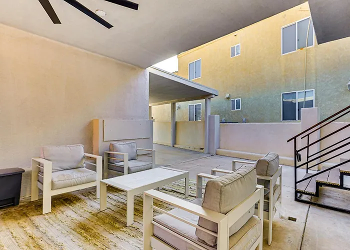 Multi-home Retreat On Colorado River W/ Boat Dock! Parker