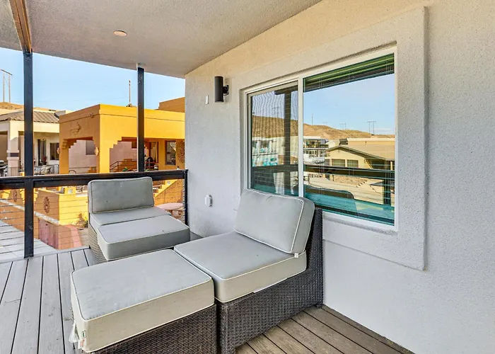 Multi-home Retreat On Colorado River W/ Boat Dock! Parker